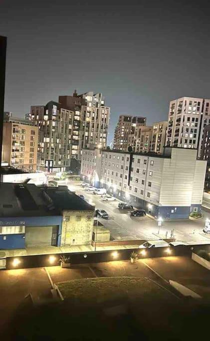 לונדון O2 Excel City Airport Apartment מראה חיצוני תמונה